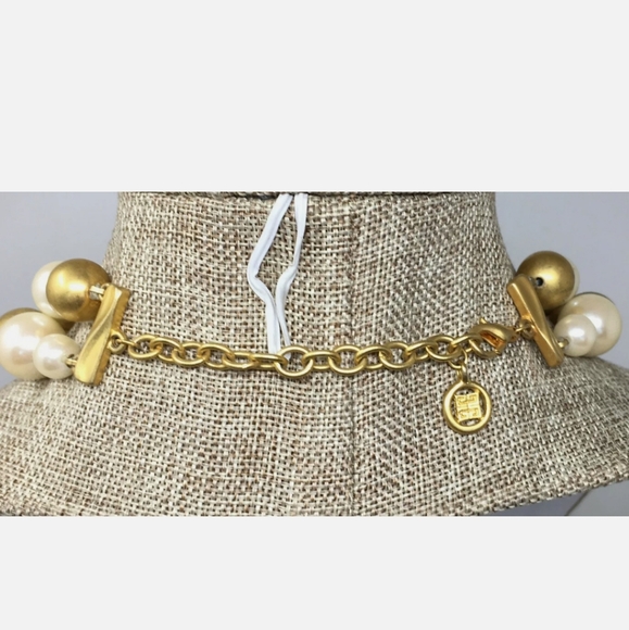 Signed Vintage Givenchy Glass Pearl Necklace - Picture 5 of 9
